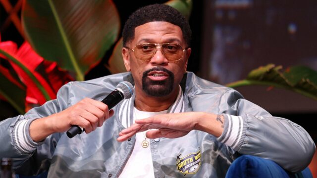 Jalen Rose robí rasové tvrdenia o ligách platových stropov
