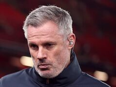 Jamie Carragher víta víťazstvo Liverpoolu v Galatasaray ako „ich najlepší výkon v tejto sezóne“ – ako Steven Gerrard chváli hviezdneho muža po oslave gólu Mo Salaha Jamie Carragher víta víťazstvo Liverpoolu nad Galatasarayom ako „ich najlepší výkon v tejto sezóne“