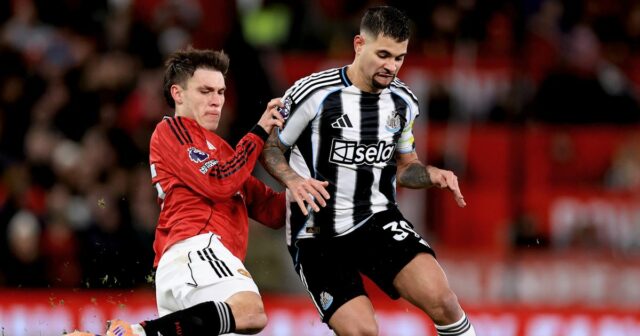 Je Newcastle vs Man Utd v televízii? Ako sledovať vrátane živého vysielania a času začiatku
