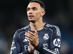 Jeden posledný experiment? Rozoberáme najnovší tím Tuchel v Anglicku Trent Alexander-Arnold tlieska počas hry za Real Madrid