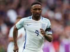 Jermain Defoe získal šok, pretože bývalú hviezdu Spurs a Anglicka (43) menoval neligový tím do prvej manažérskej funkcie Jermain Defoe prevzal svoju prvú stálu manažérsku úlohu, pričom bývalého anglického útočníka vymenoval Woking