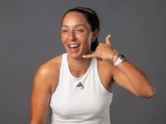 Jessica Pegula a Madison Keys zdieľajú veselú diskusiu, keď fanúšikovia vyvolávajú drámu Autor fotografie Ryan Lim / AFP prostredníctvom Getty Images