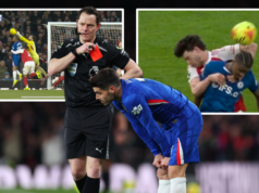 Joao Pedro penalta, nočná mora Darrena Anglicka, ryžová hádzaná – hodnotenie rozhodcu Arsenal vs Chelsea Pedro Neto z Chelsea dostal červenú kartu od rozhodcu Darrena Englanda počas zápasu Premier League medzi Arsenalom a Chelsea.