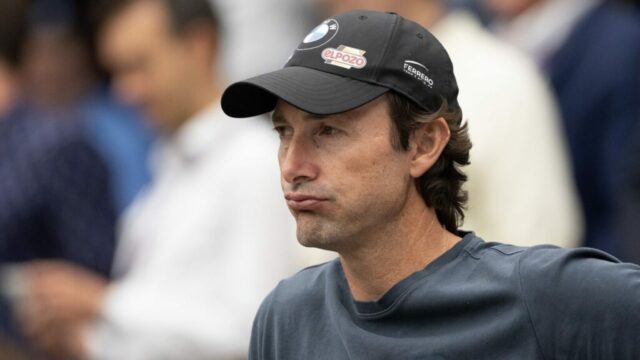 Juan Carlos Ferrero hovorí o Carlosovi Alcarazovi: „Keď ho vidím hrať, cítim smútok.“
