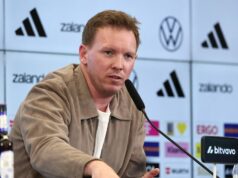Julian Nagelsmann ukazuje prstom na Eddieho Howea ohľadom zápasov Nicka Woltemadea v Newcastle Hlavný tréner Nemecka Julian Nagelsmann vystúpil vo štvrtok na tlačovej konferencii vo Frankfurte