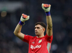 Juventus pridáva Emiliana Martineza na prestupovú listinu a dúfa, že zapojí Douglasa Luiza Juventus pridáva Emiliana Martineza na prestupovú listinu a dúfa, že zapojí Douglasa Luiza