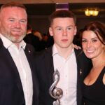 Kai Rooney robí vyhlásenie Man Utd, keď ho Wayne a Coleen podporujú | Futbal | Šport