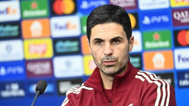 Tréner Arsenalu Mikel Arteta vystúpil na tlačovej konferencii pred zápasom Ligy majstrov UEFA s Bayerom Leverkusen