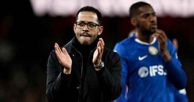 Každé slovo povedal Liam Rosenior o tom, prečo má Chelsea Liam Rosenior tlieska priaznivcom Chelsea