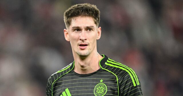 Keltská celebrita ponúka stretnutie v zakrvavenom tričku, keď sa objaví fyzické násilie Rangers|Futbal|Športová aktivita 
