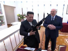 Kim Čong-un daroval zbraň po dohode o priateľstve s Bieloruskom | Konflikt Kim Čong-un daroval zbraň po dohode o priateľstve s Bieloruskom | Konflikt