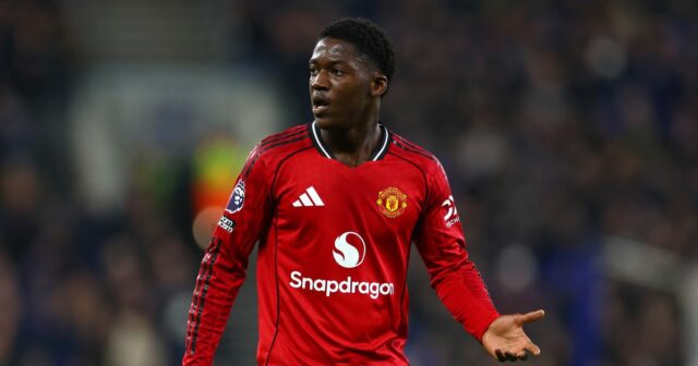 Kobbie Mainoo má „pretrvávajúci“ problém v Man Utd napriek transformácii Kobbie Mainoo