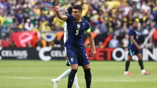 Konečné preťahovanie lanom medzi Lionelom Messim a Cristianom Ronaldom: Kde Konečné preťahovanie lanom medzi Lionelom Messim a Cristianom Ronaldom: Kde pristane Casemiro?