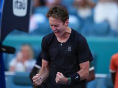 Korda posiela Alcaraza na ďalší predčasný výjazd v Miami, postupuje Sabalenka Download app from appStore