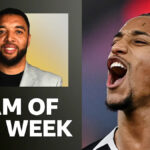 Sels; Tarkowski, Gabriel, Burn; Anderson, Rice; Andre, Wharton; Sarr, Summerville; Pedro. TÍM TÝŽDŇA Troya Deeneyho