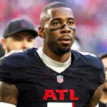 Kyle Pitts z Falcons vyzýva hráčov NFL, že preskočili služby Rondale Moore