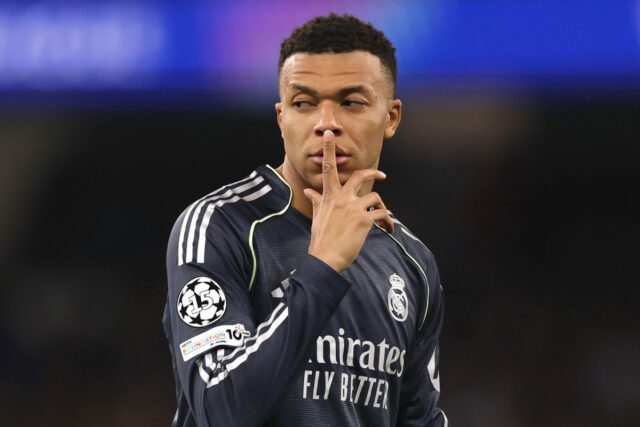 Kylian Mbappé sa už nechce nechať liečiť u lekárov Realu Madrid
