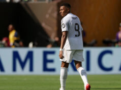 Kylian Mbappe zničil urážlivé sprisahanie týkajúce sa zranenia Kylian Mbappe zničil urážlivé sprisahanie týkajúce sa zranenia