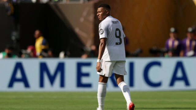 Kylian Mbappe zničil urážlivé sprisahanie týkajúce sa zranenia
