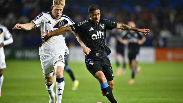 LA Galaxy blitz Charlotte s 3 gólmi v prvých 13 minútach
