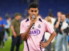 La Liga otriasla novým rasistickým škandálom s hráčmi Elche a Espanyolu La Liga otriasla novým rasistickým škandálom s hráčmi Elche a Espanyolu