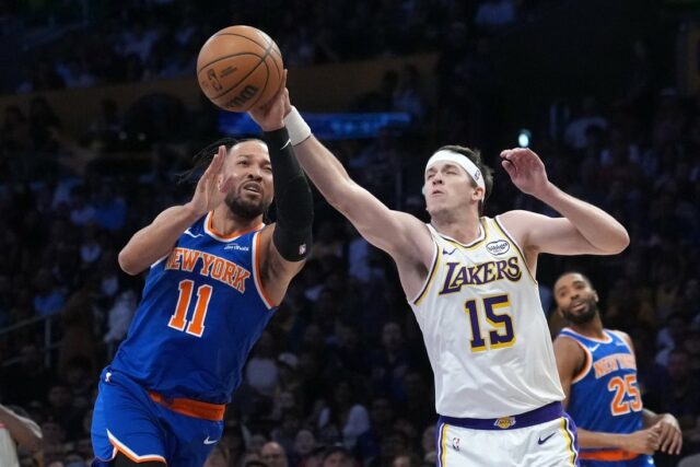 NBA: New York Knicks v Los Angeles Lakers