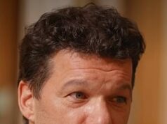 Legenda Chelsea a Nemecka Michael Ballack sa zrúti, keď prvýkrát hovorí o „nepredstaviteľnej“ smrti svojho 18-ročného syna Legenda Chelsea a Nemecka Michael Ballack bol nútený brániť sa slzám, keď hovoril o smrti svojho syna