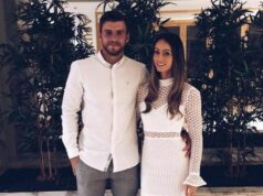 Legenda EFL Graham Carey má zlomené srdce po tom, čo manželka (37) tragicky zomrela po boji s rakovinou Legenda EFL Graham Carey má zlomené srdce po tom, čo manželka (37) tragicky zomrela po boji s rakovinou