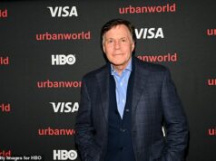 Legendárny športovec a hlas olympijských hier Bob Costas sa prediera zákazom MOV pre transrodových športovcov Legendárny športovec Bob Costas privítal nový transgender zákaz MOV