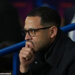 Liam Rosenior sľúbil, že príde na koniec, ako unikol tímový list Chelsea