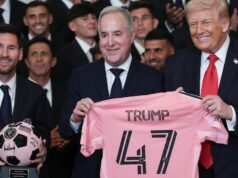 Lionel Messi tlieska počas vyčíňania Donalda Trumpa v Iráne v bizarných scénach v Bielom dome Lionel Messi
