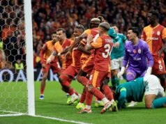 Liverpool dostal dvojitý verdikt VAR, keďže dva góly boli vylúčené vs Galatasaray v chaotických scénach Liverpool si myslel, že vyrovnal z rohového kopu proti Galatasaray, len aby VAR vylúčil gól
