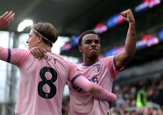 Liverpool medzi európskymi gigantmi, aby prejavil záujem o Eliho Juniora Kroupiho z Bournemouthu
