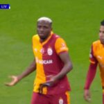 Victor Osimehn si myslel, že využil kvílku Ibrahima Konateho