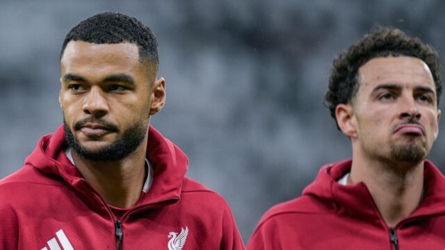 Liverpool „prijme ponuku“ na súčasného štartéra za dvoch podmienok, pričom Salah je považovaný za „kľúčový“ faktor
