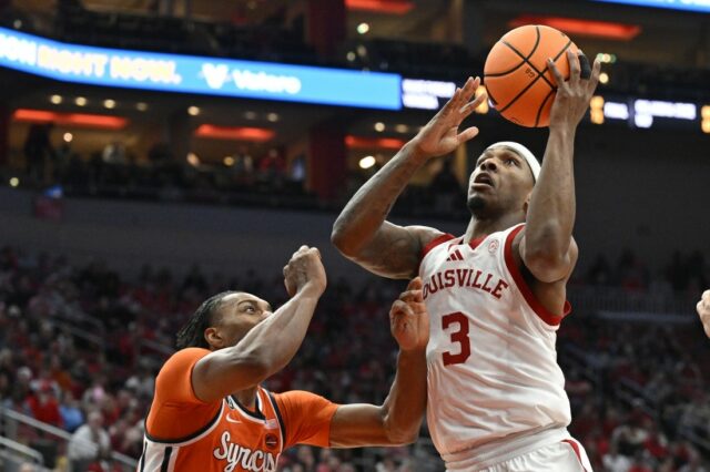 Basketbal NCAA: Syracuse v Louisville