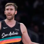 Luke Kornet zo Spurs chce, aby Hawks zrušil spoluprácu so striptízovým klubom "Magic City Monday".