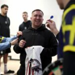 Littler dostal svoje osobné anglické tričko (FA cez Getty Images)