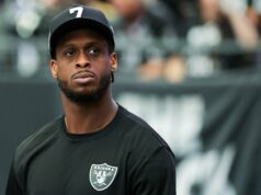 Lupiči vymenili Gena Smitha s Jets v rámci celokruhovej dohody Lupiči vymenili Gena Smitha s Jets v rámci celokruhovej dohody