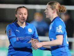 Luxusná príležitosť zvyšuje ponuku na povýšenie ženského tímu Ellen White, Jen Beattie a Ben Haines