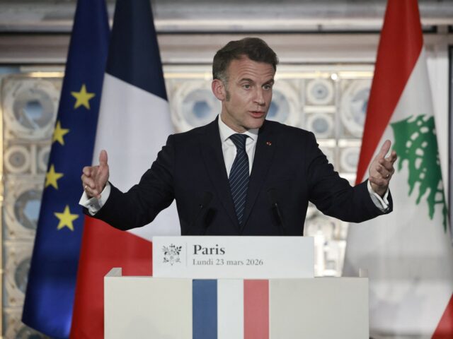 Macron hovorí, že boj Libanonu je „len“ uprostred eskalujúcich útokov zo strany Izraela | Izrael útočí na Libanon
