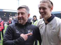 Mali by nižšie postavené tímy hrať v FA Cupe vždy doma? Mali by nižšie postavené tímy hrať v FA Cupe vždy doma?