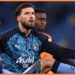 Man City otriaslo, keď Ruben Dias vylúčil z finále Carabao Cupu