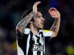 Man Utd dal Sandrovi Tonalimu zelenú ako hviezda Newcastlu, ktorá sa chystá v lete odísť Sandro Tonali