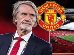 Man Utd prekonal Arsenal zvýšením ceny permanentiek, pretože Ineos „ignorovalo hovory“ Rohová vlajka Manchestru United na Old Trafford v roku 2026