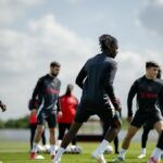 LONDÝN, ANGLICKO - 28. februára: Bendito Mantato z Manchestru United počas štvrťfinálového zápasu FA Youth Cup medzi Arsenalom U18 a Manchestrom United U18 na Emirates Stadium 28. februára 2025 v Londýne v Anglicku. (Foto Manchester United/Manchester United cez Getty Images)