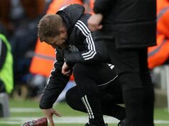 Manažér Premier League označil svoju stranu za „nie špičkový tím“, pretože naznačuje znepokojujúci trend Newcastle prehral doma už piatykrát v sezóne