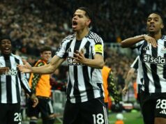 Manchester United prehral 1:2 s Newcastlom pri prvej prehre pod vedením manažéra Carricka Manchester United prehral 1:2 s Newcastlom pri prvej prehre pod vedením manažéra Carricka