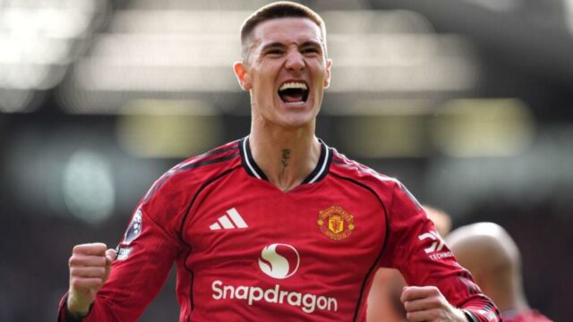 Manchester United sa vrátil, aby porazil Crystal Palace na Old Trafford
