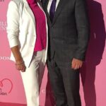 Prominentný austrálsky tréner Kim Waugh nechal X užívateľov ohromených po tom, čo moslimov, ktorí sa postavili premiérovi Anthonymu Albanesemu v mešite v Sydney, označil za „zvieratá“ (na obrázku so svojím manželom, kriketovou legendou Markom Waughom).